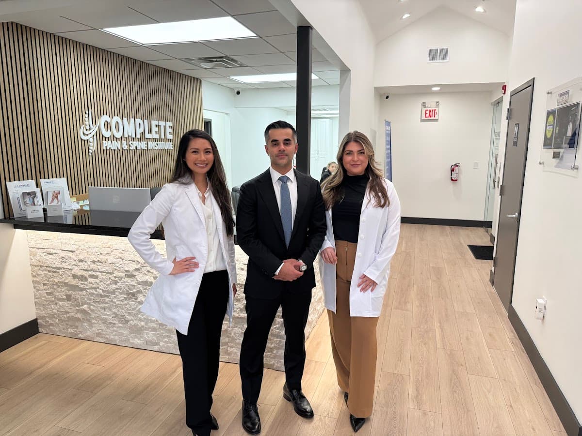 Associated Pain Specialists Spine Llc - Photo 2