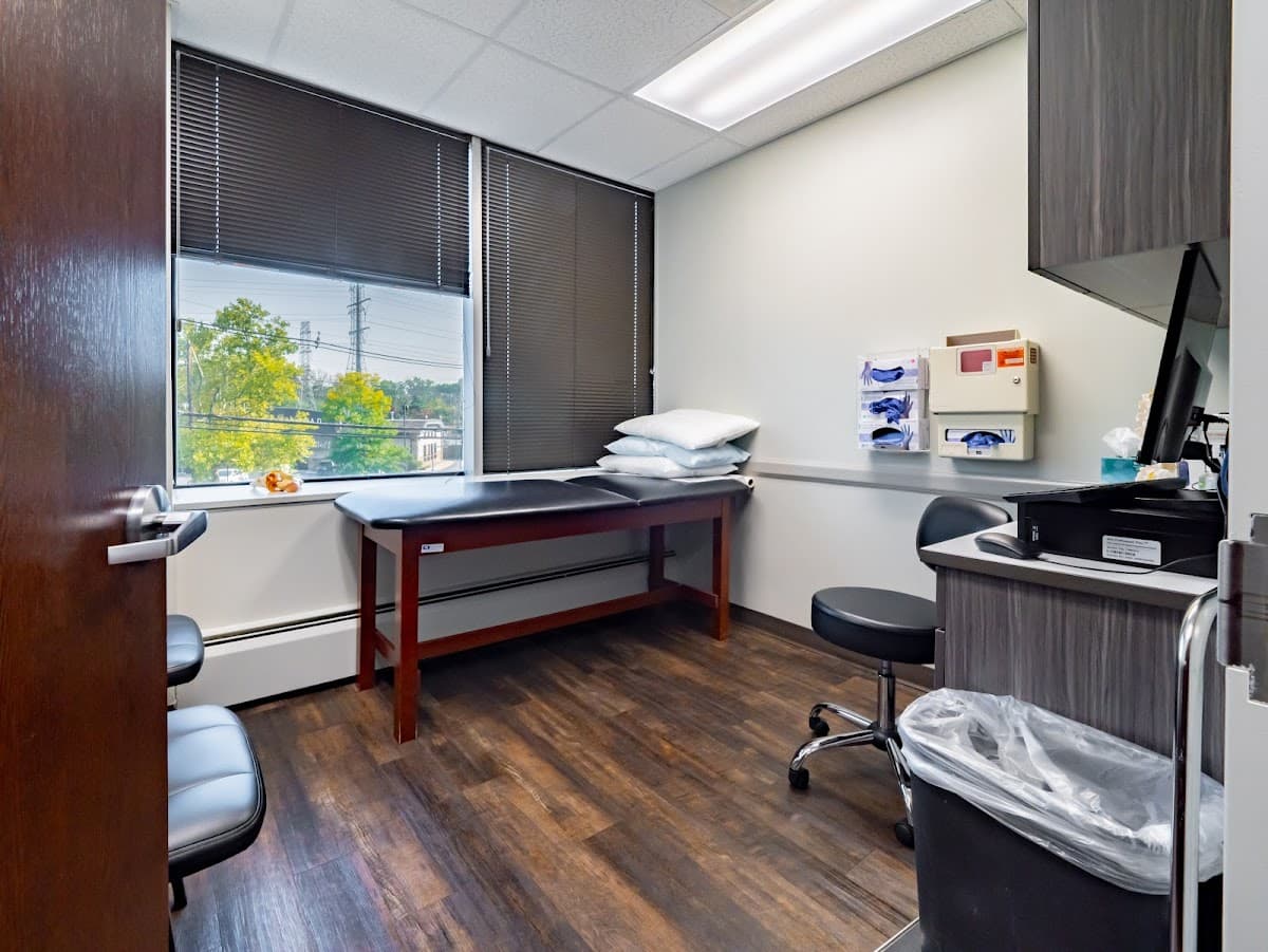 Direct Pain Care Llc - Photo 2