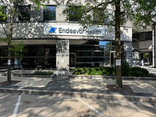 Endeavor Health Medical Group - Photo 1