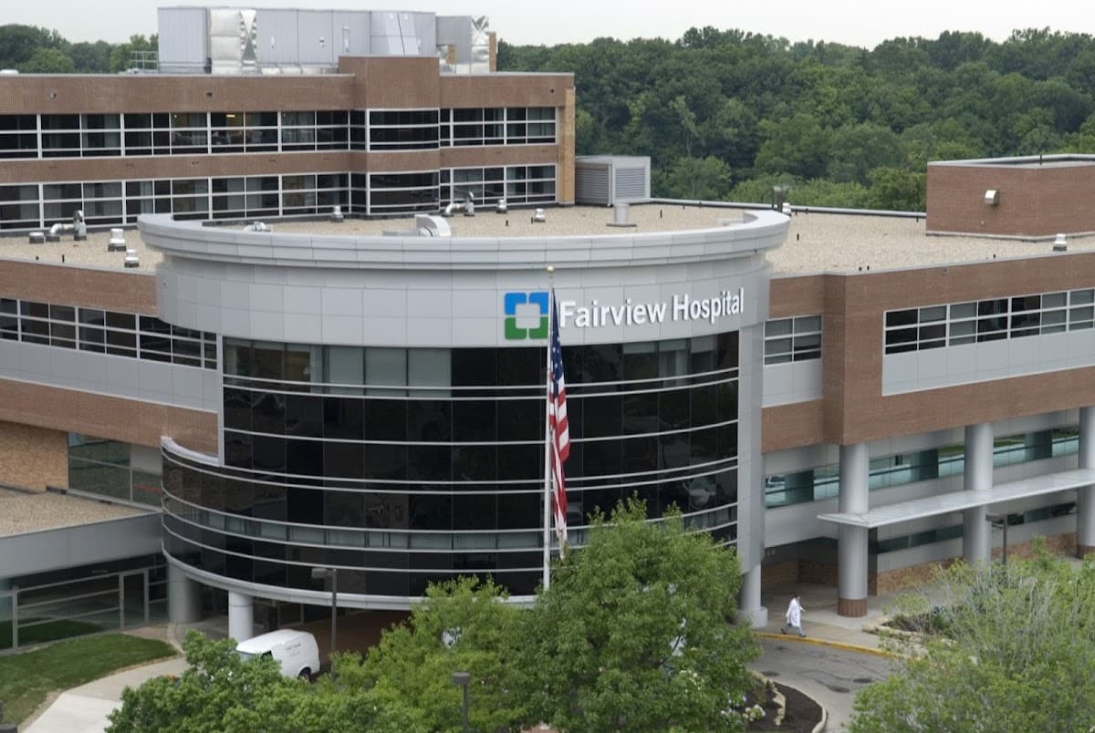 Fairview Hospital - Photo 2