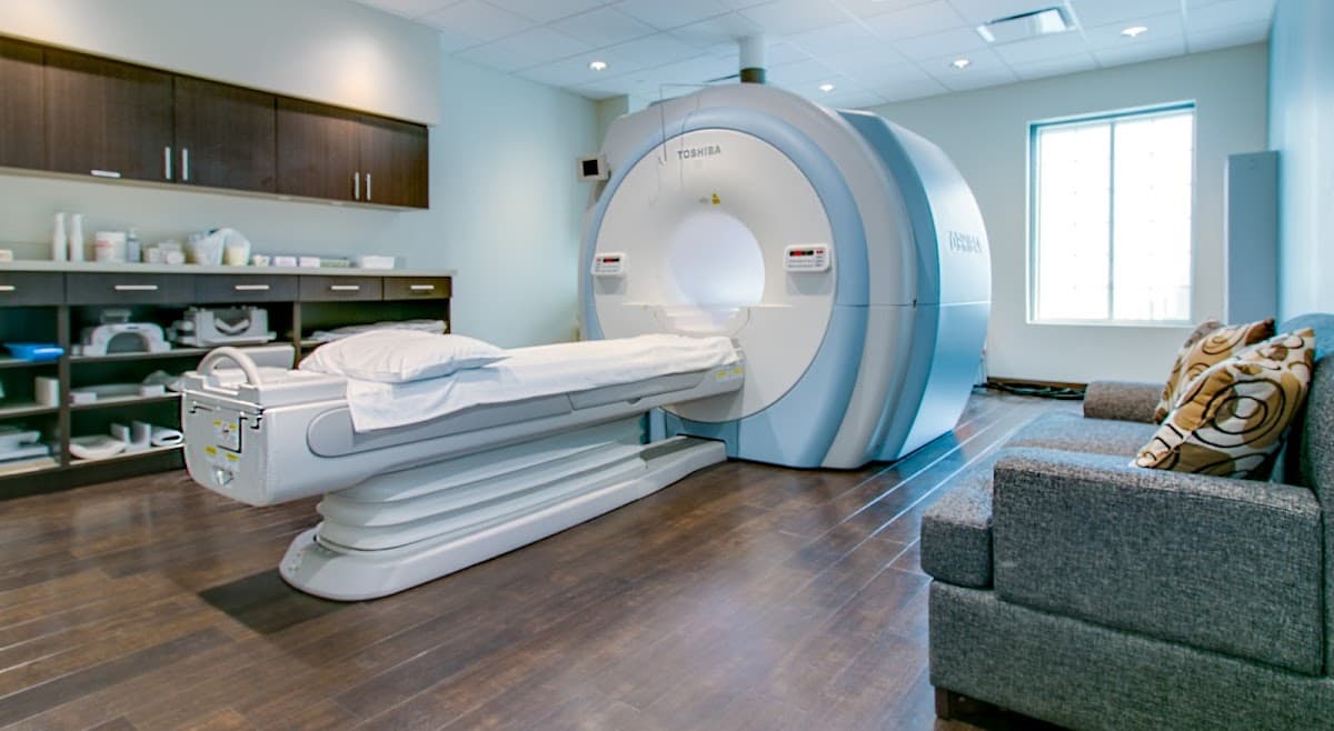 Illinois Bone And Joint Institute, Llc - Photo 1