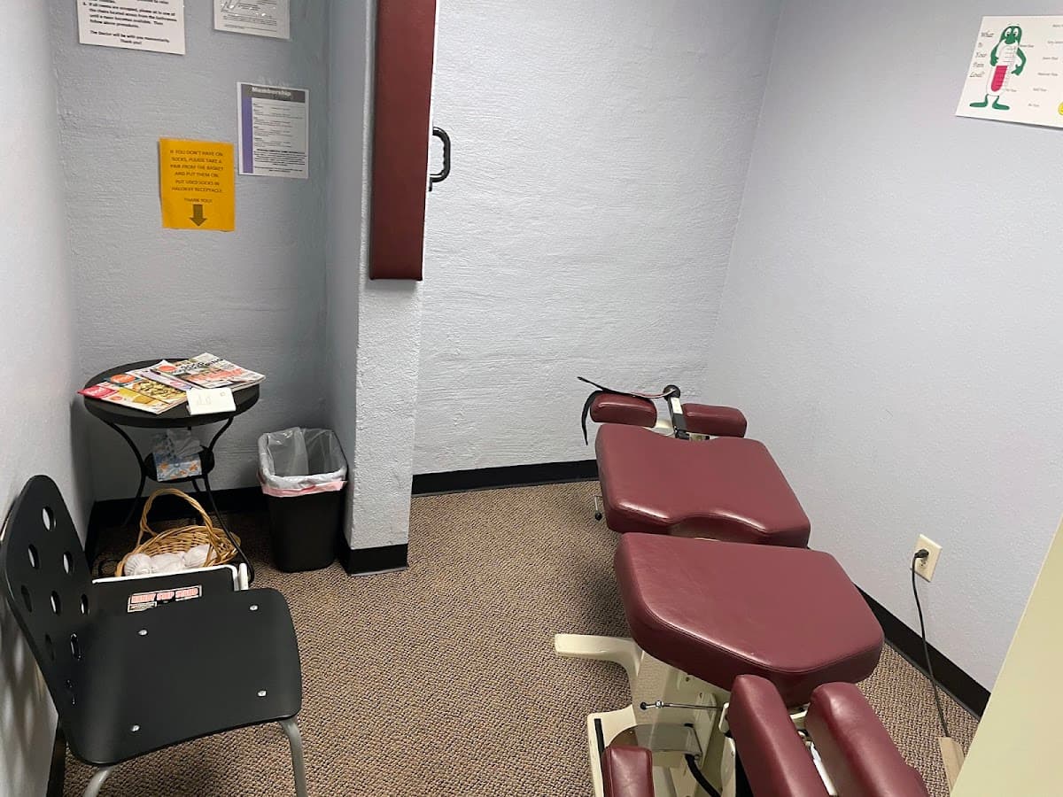 Pinnacle Physical Medicine & Rehab - Photo 2